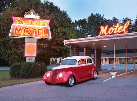 The Sunset Motel Brevard Ngoại thất bức ảnh